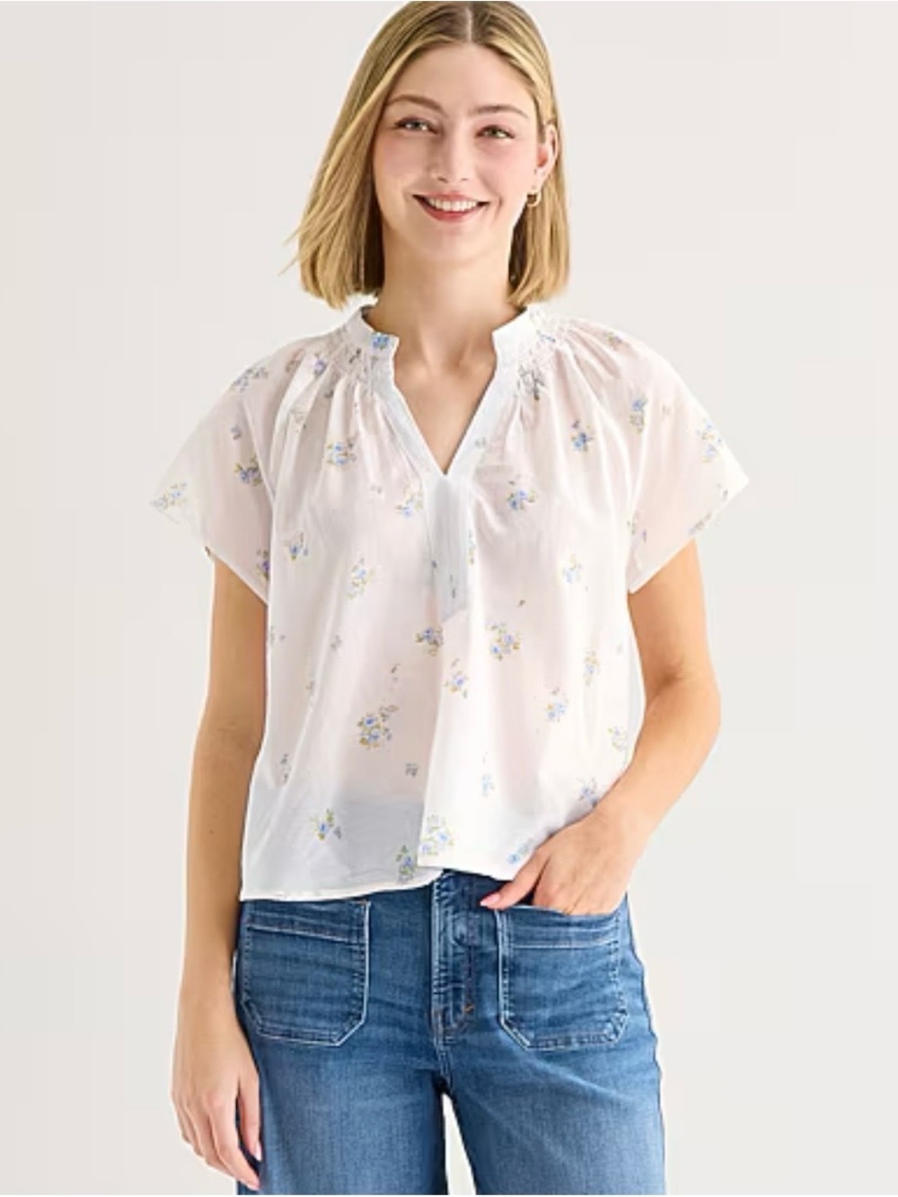 a.n.a White Floral Short-Sleeve Split-Neck Blouse